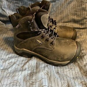 Keen Women's Helena 6" Waterproof (Composite Toe) work boot 5